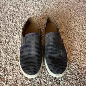 Women’s Slip-On Shoes